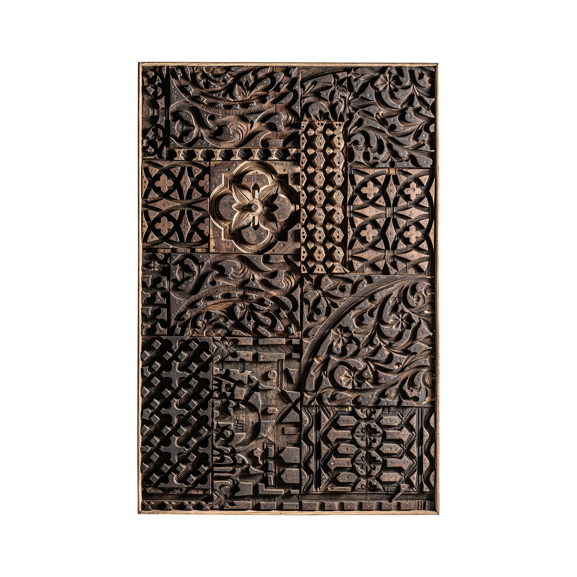 KISSEY WALL ART
